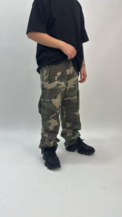 JEANS CARGO CAMO DENIM