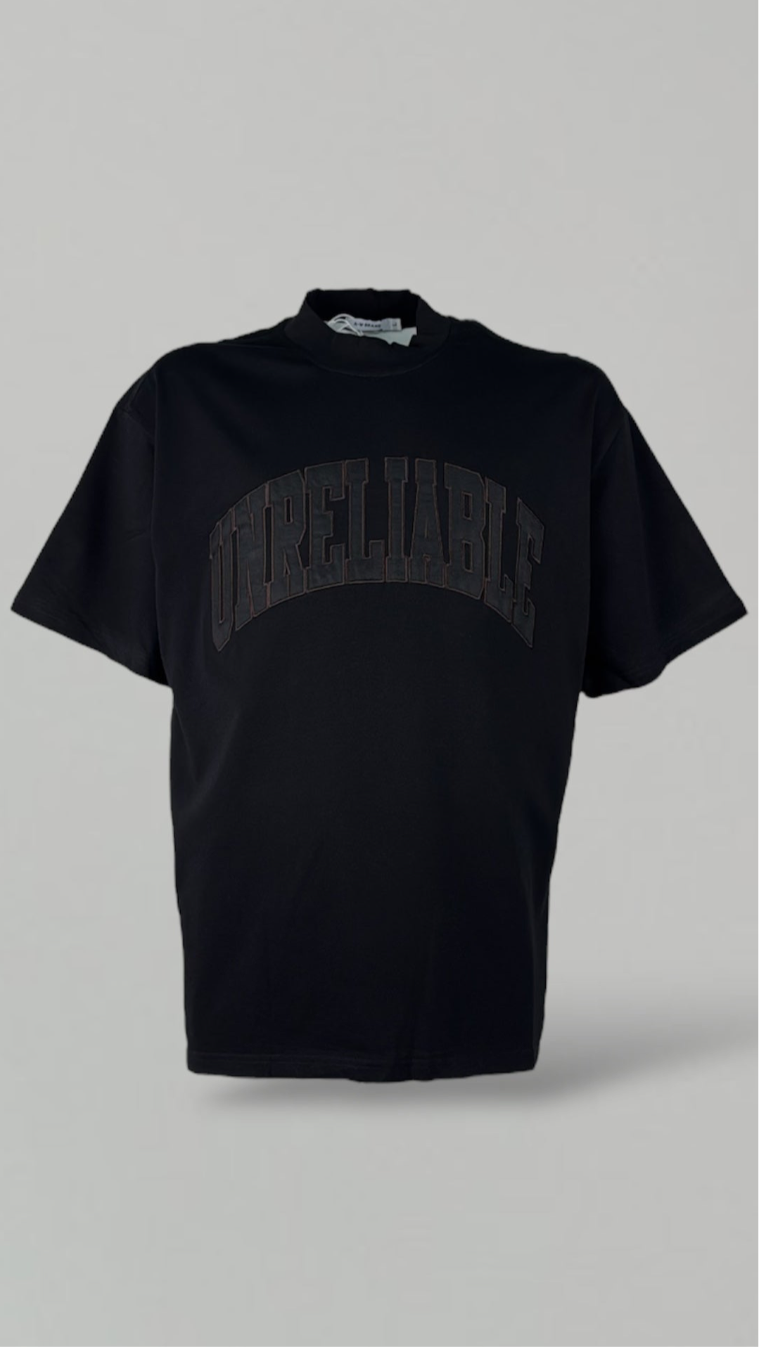 T-Shirt unreliable nera